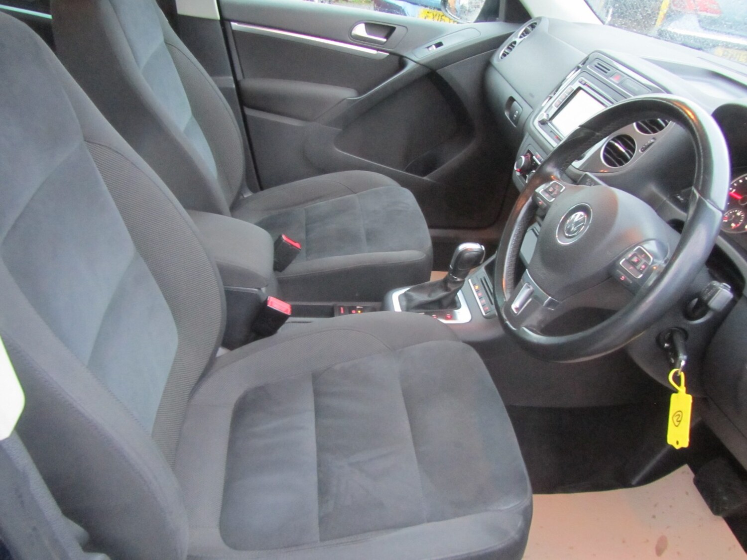 Used Volkswagen Tiguan 2012 for sale - 77465759: Photo 10