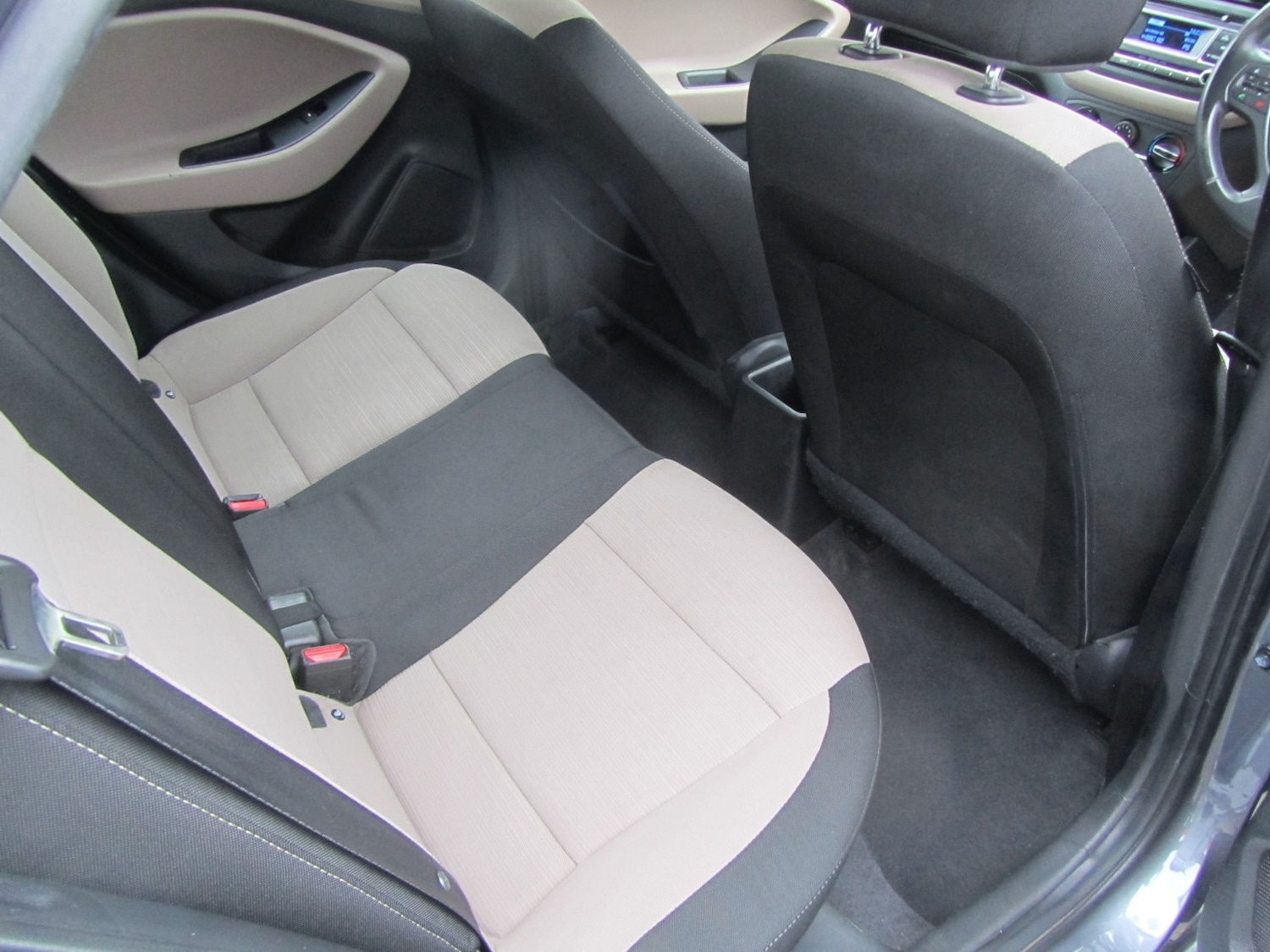 Used Hyundai i20 2016 for sale - 76019628: Photo 21