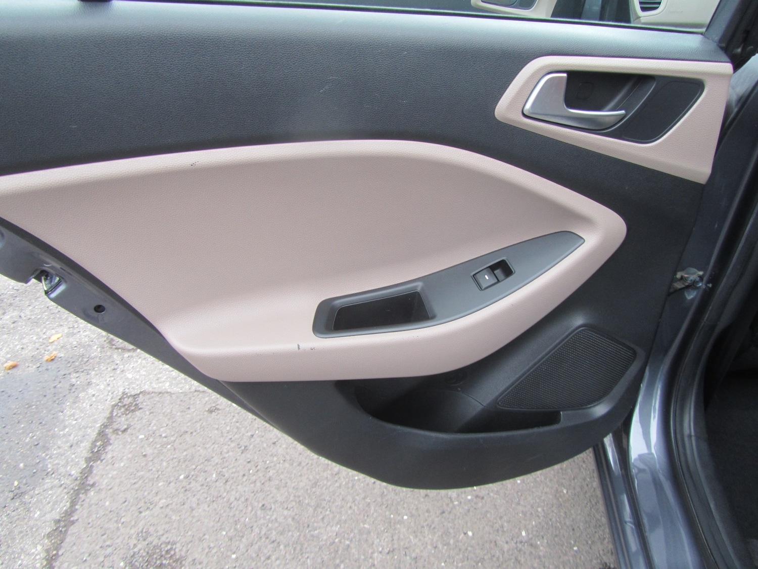 Used Hyundai i20 2016 for sale - 76019628: Photo 29