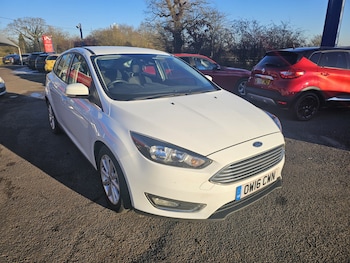 2016 - 1.0 T EcoBoost Titanium 5-Door