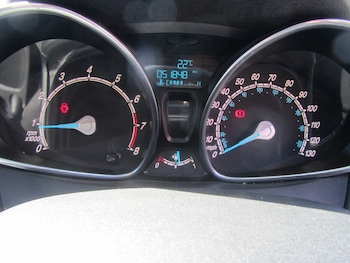 Used Ford Fiesta 2015 for sale - 78433832: Photo