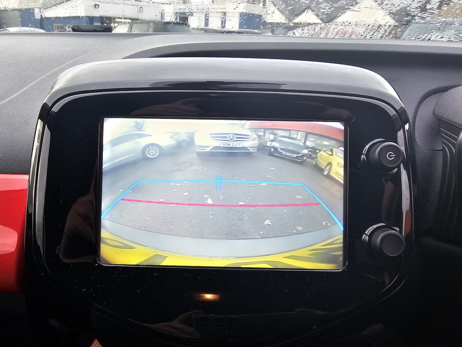 Used Toyota AYGO 2017 for sale - 76858912: Photo 10