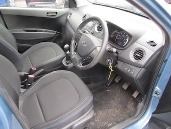 Used Hyundai i10 2016 for sale - 75349354: Photo