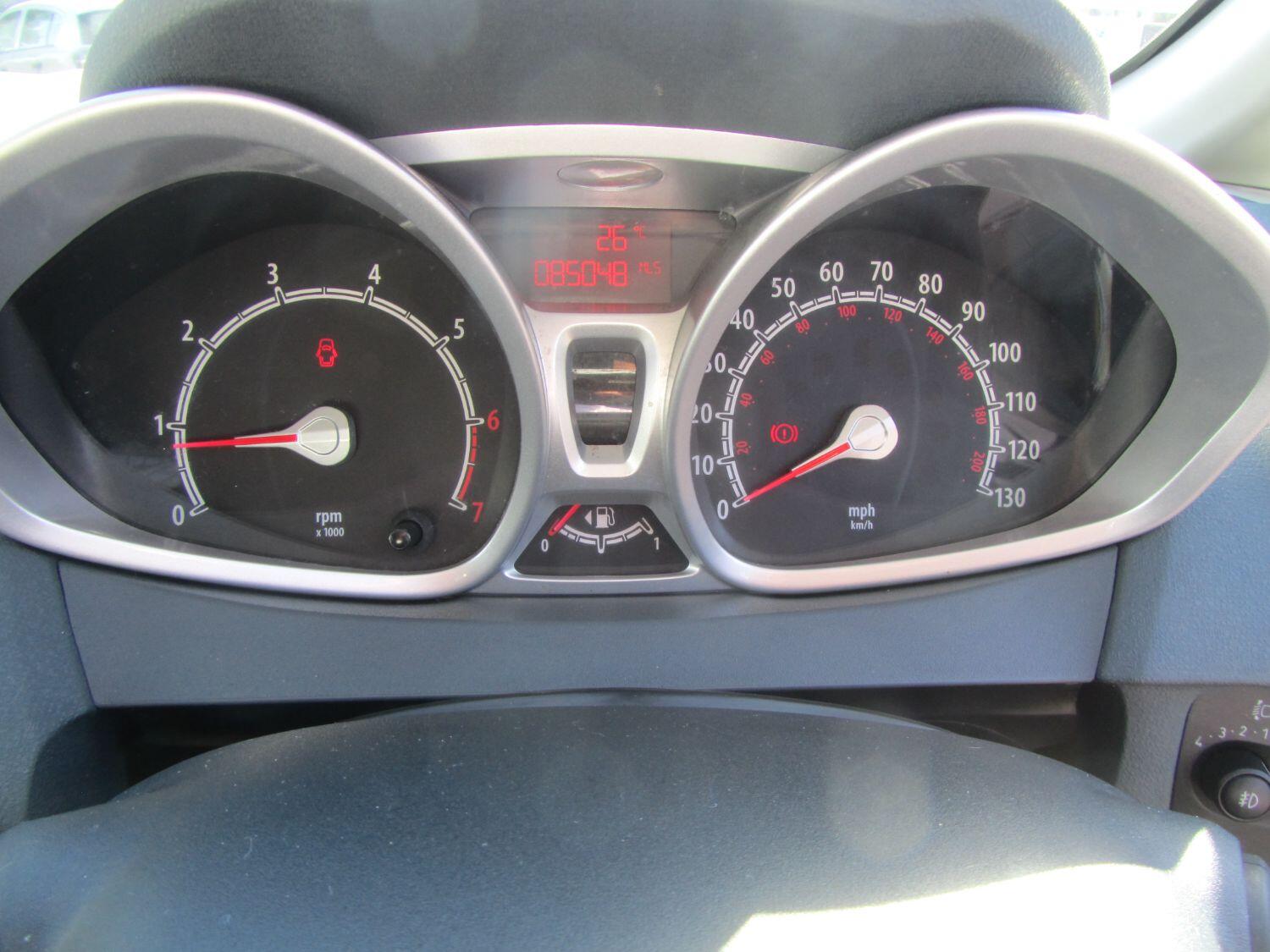 Used Ford Fiesta 2010 for sale - 76340358: Photo 10