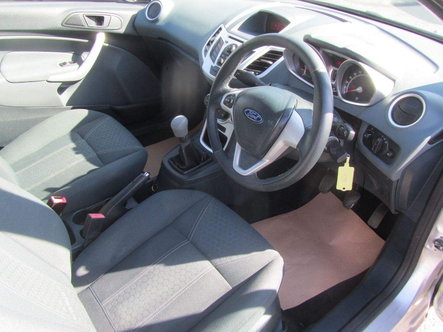 Used Ford Fiesta 2010 for sale - 76340358: Photo 7