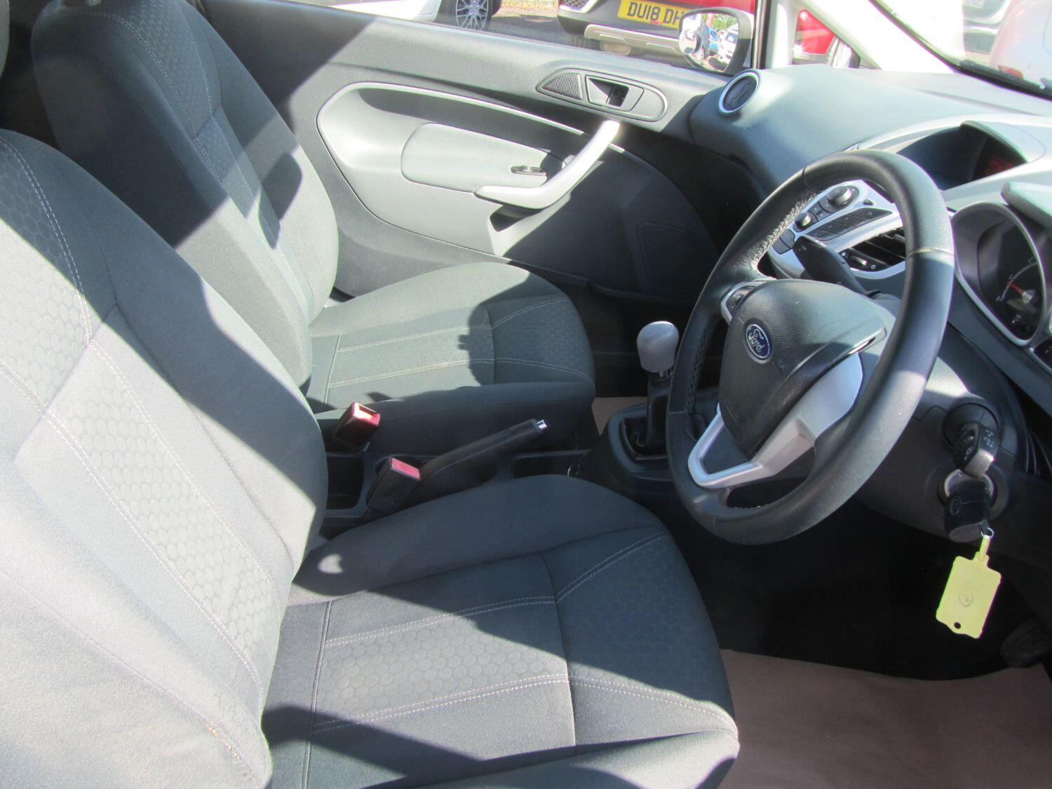 Used Ford Fiesta 2010 for sale - 76340358: Photo 8