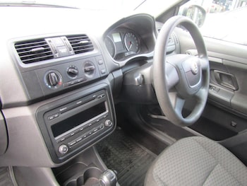 Used Skoda Fabia 2011 for sale - 75806556: Photo