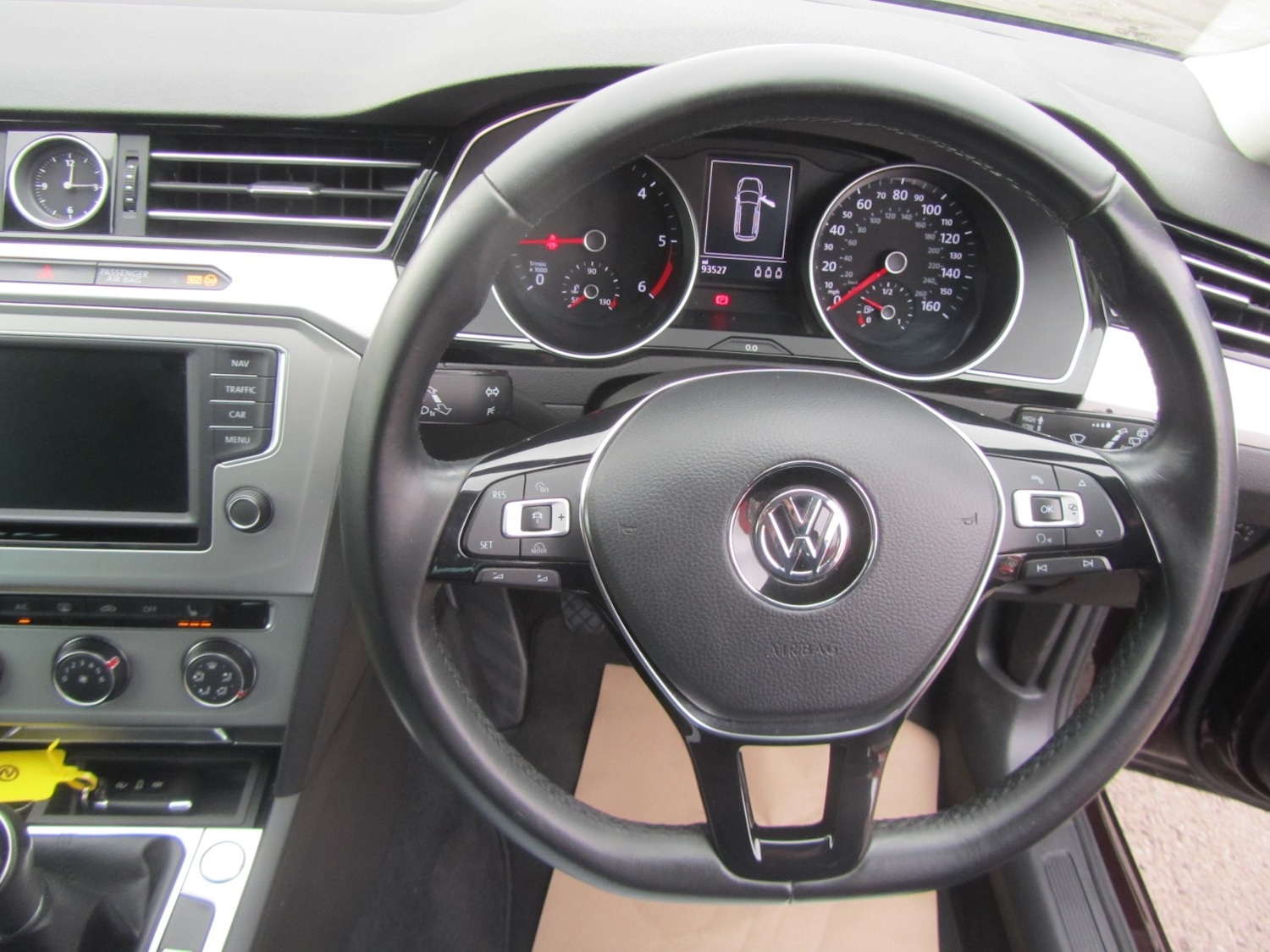 Used Volkswagen Passat 2017 for sale - 77668489: Photo 13