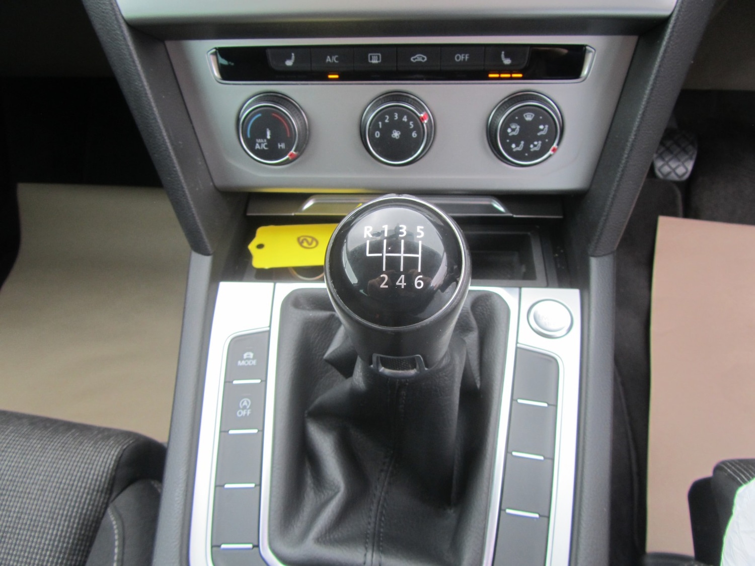 Used Volkswagen Passat 2017 for sale - 77668489: Photo 17