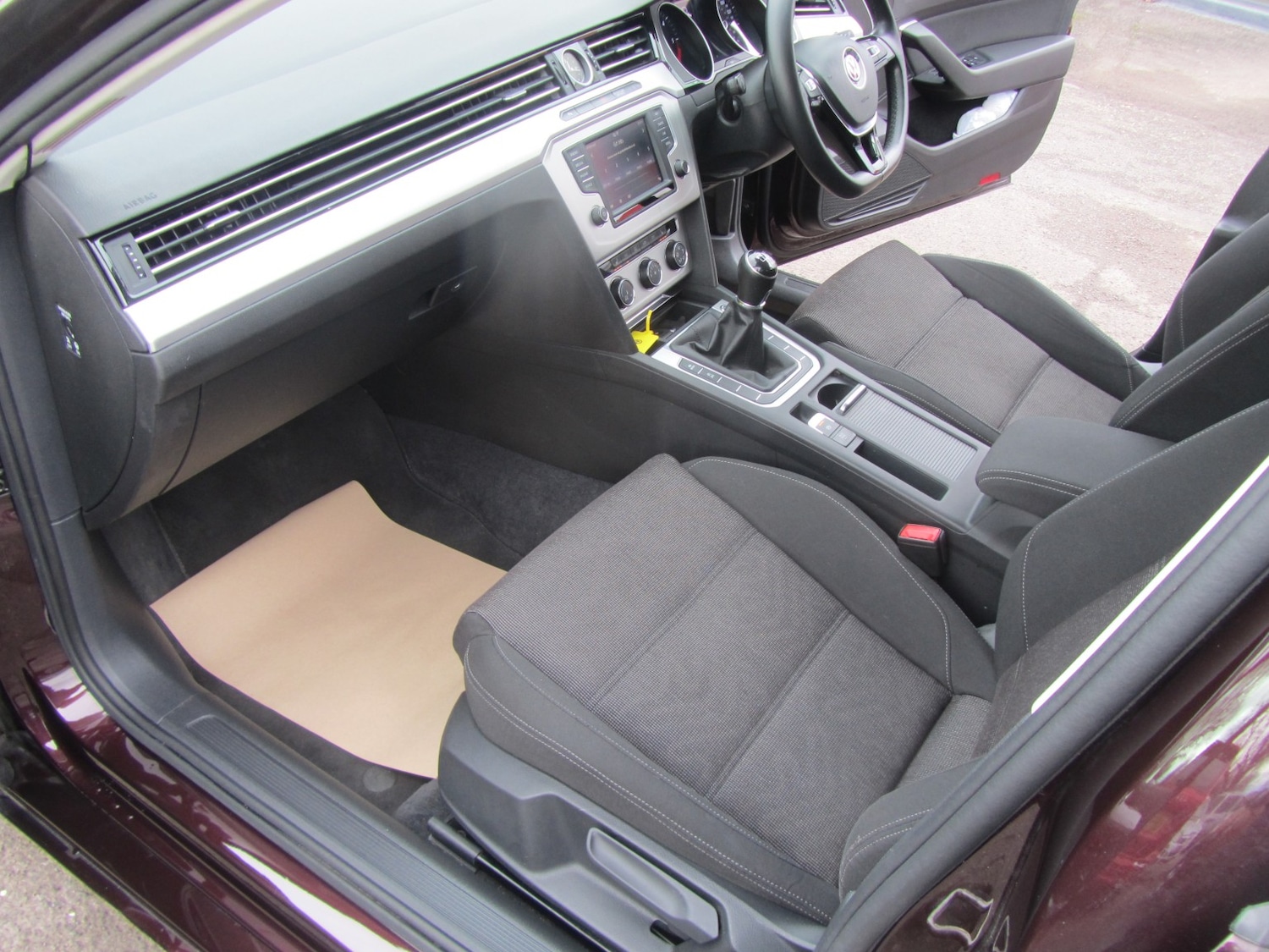 Used Volkswagen Passat 2017 for sale - 77668489: Photo 24