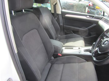Used Volkswagen Passat 2018 for sale - 79302243: Photo