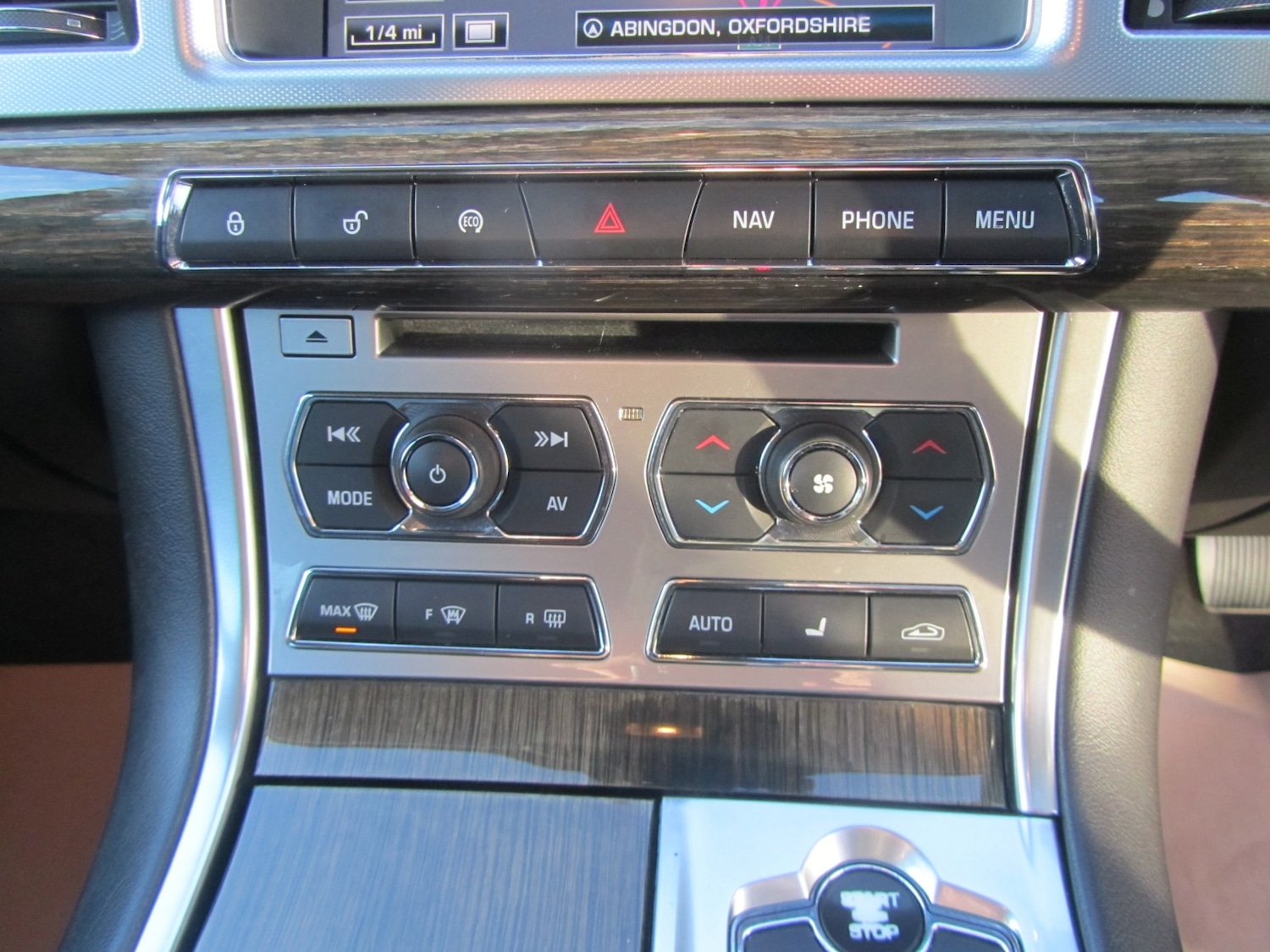 Used Jaguar XF 2015 for sale - 76631568: Photo 16