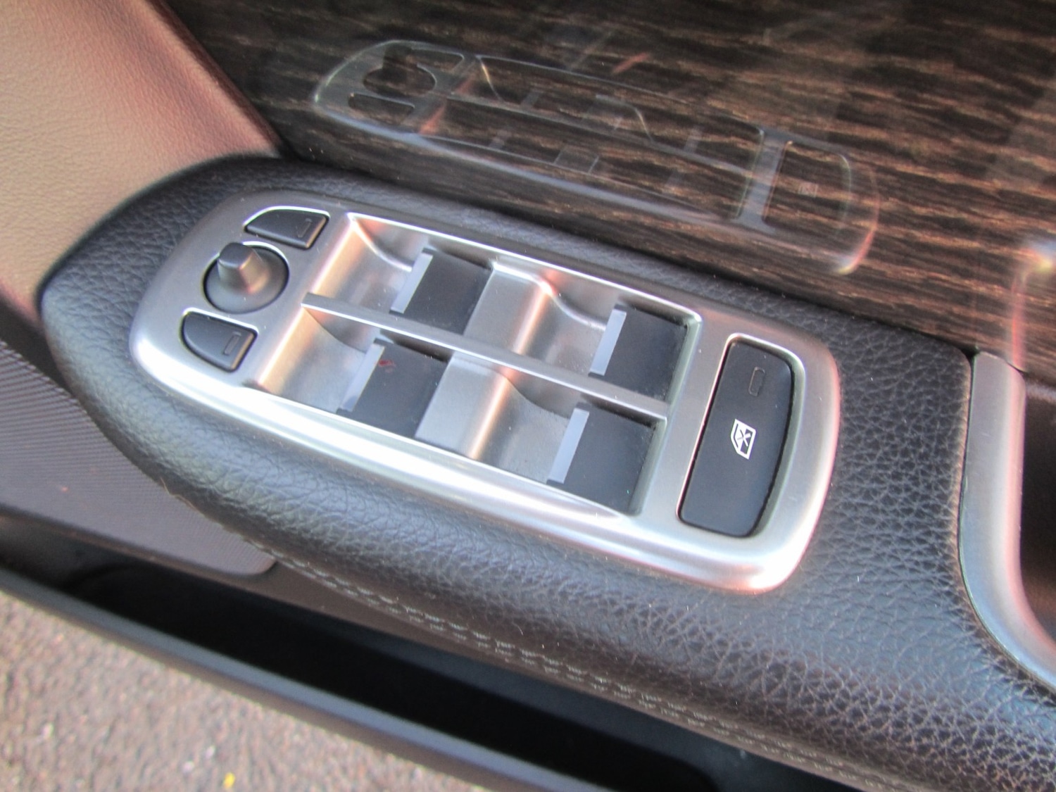 Used Jaguar XF 2015 for sale - 76631568: Photo 18