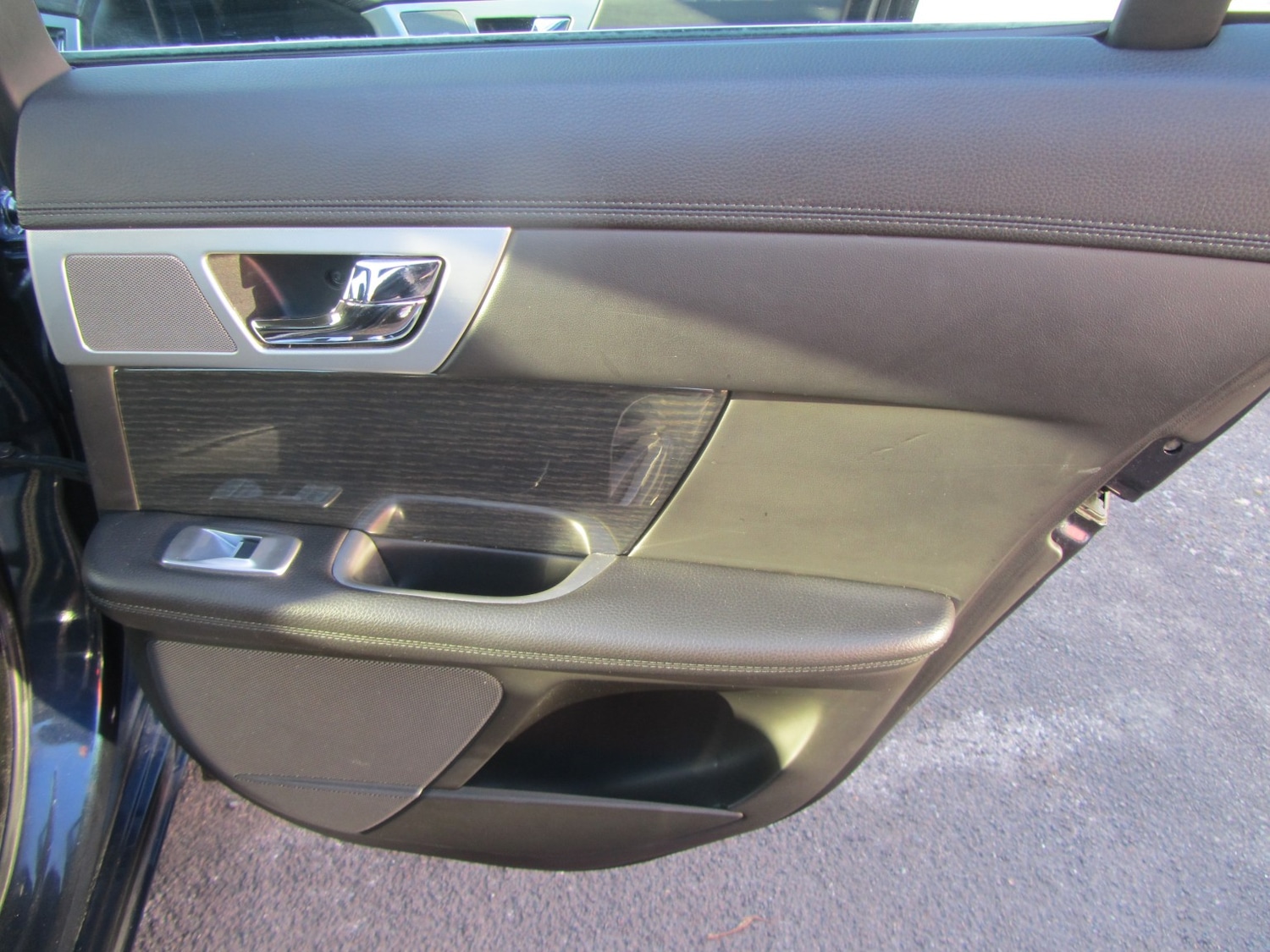 Used Jaguar XF 2015 for sale - 76631568: Photo 24