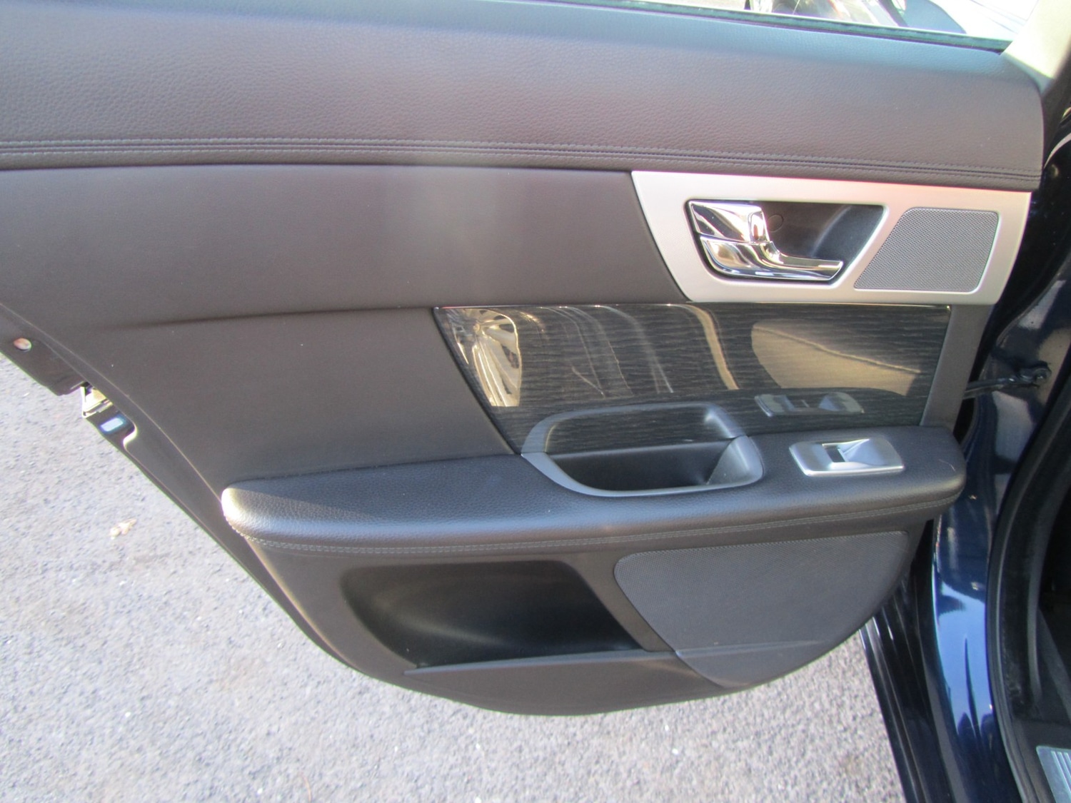 Used Jaguar XF 2015 for sale - 76631568: Photo 25