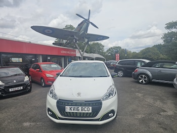Used Peugeot 208 2016 for sale - 79551872: Photo