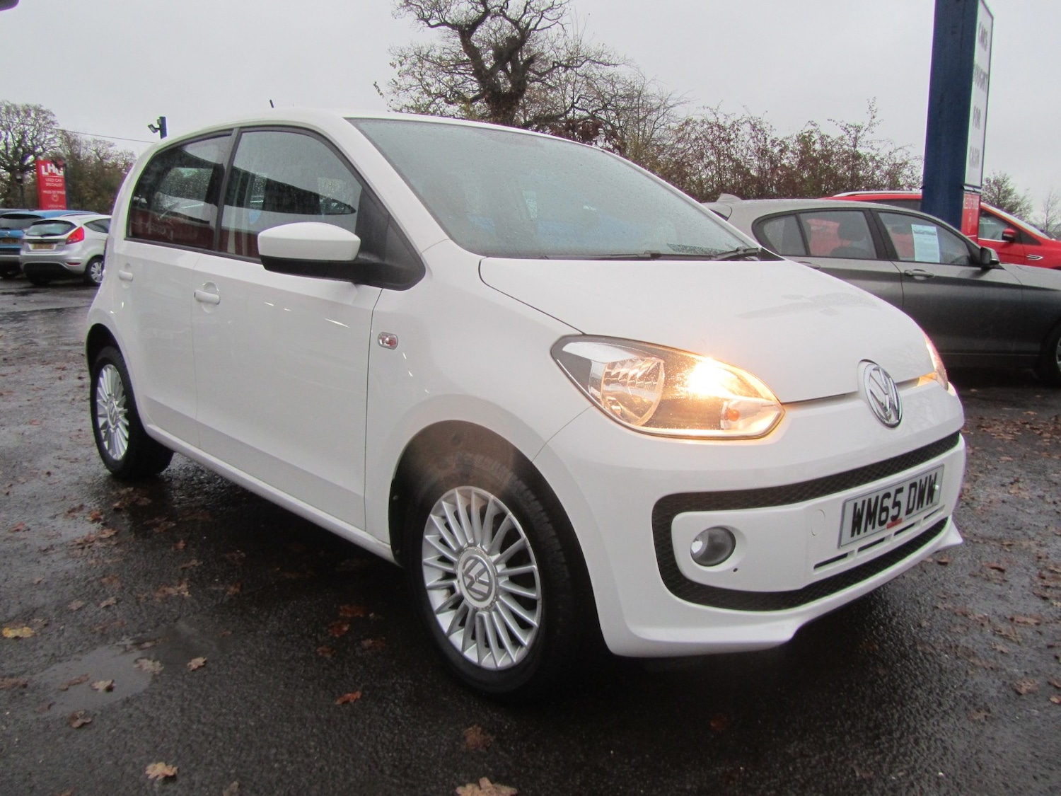 Used Volkswagen up! 2016 for sale - 76580022: Photo 1