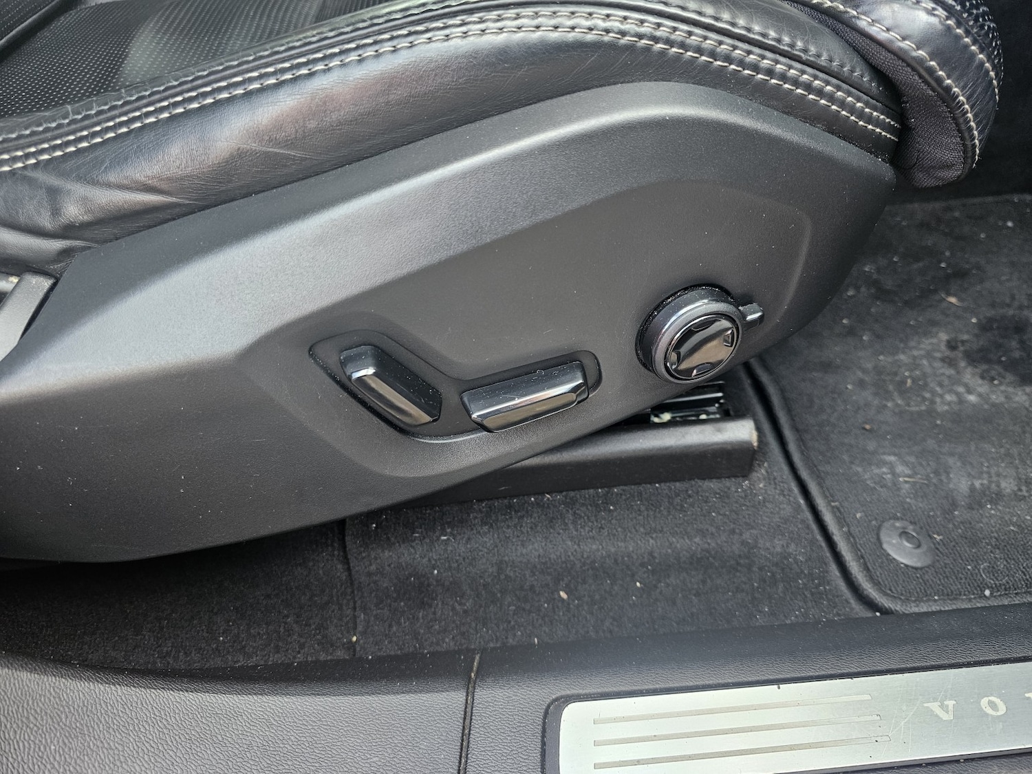 Used Volvo XC60 2018 for sale - 77494665: Photo 10