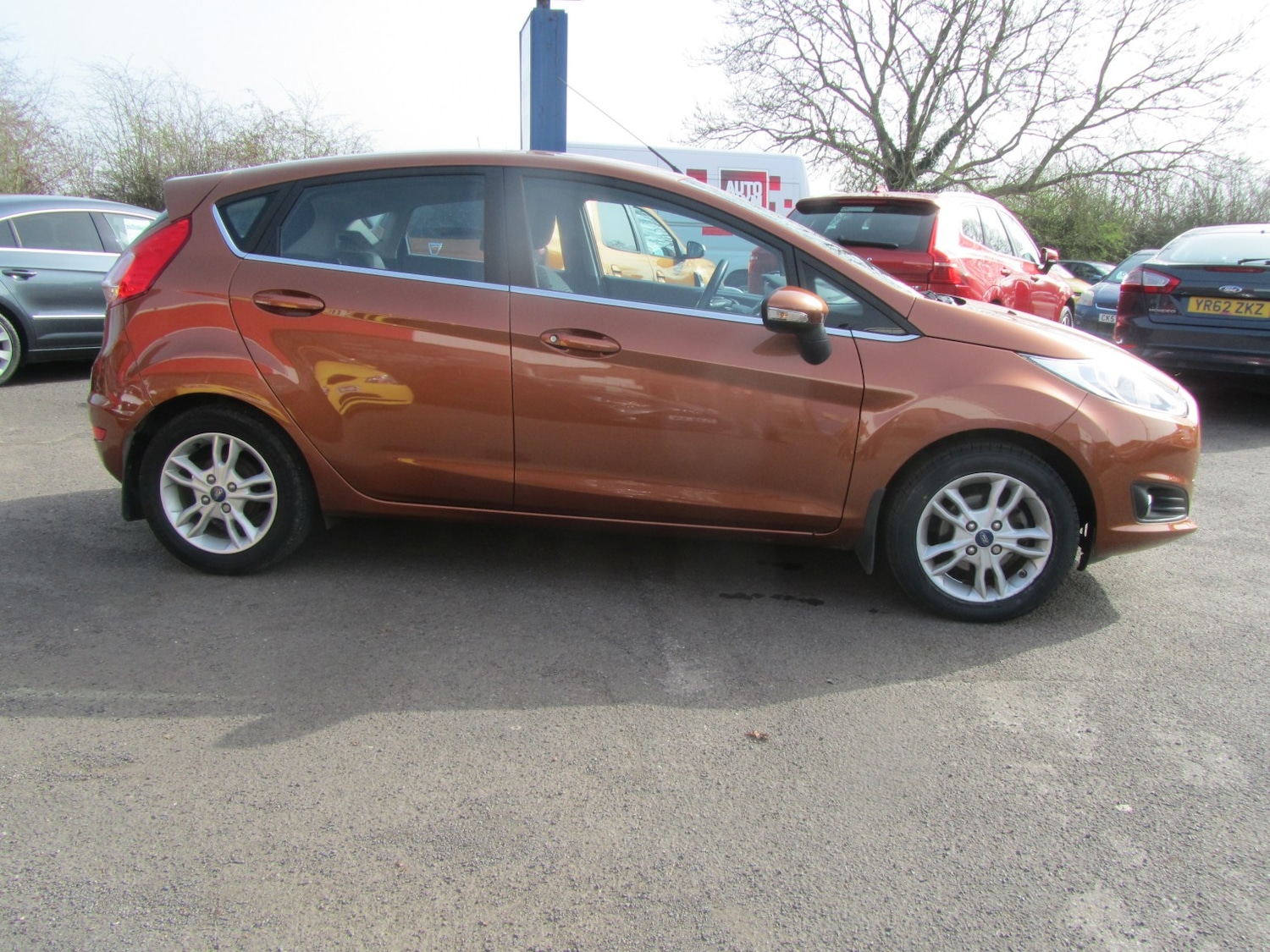Used Ford Fiesta 2015 for sale - 77766535: Photo 4