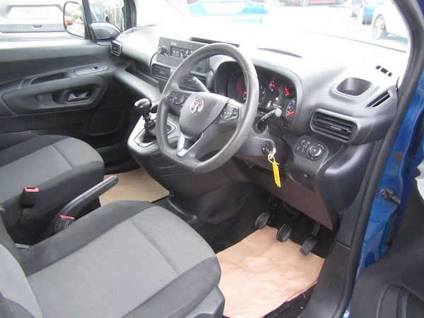 Used Vauxhall Combo Life 2019 for sale - 76268597: Photo 10