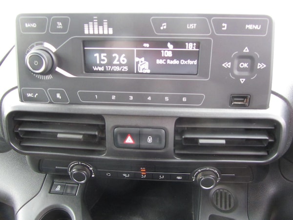 Used Vauxhall Combo Life 2019 for sale - 76268597: Photo 13