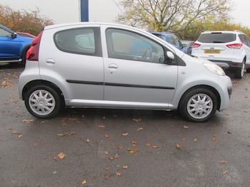 Used Peugeot 107 2013 for sale - 76497501: Photo