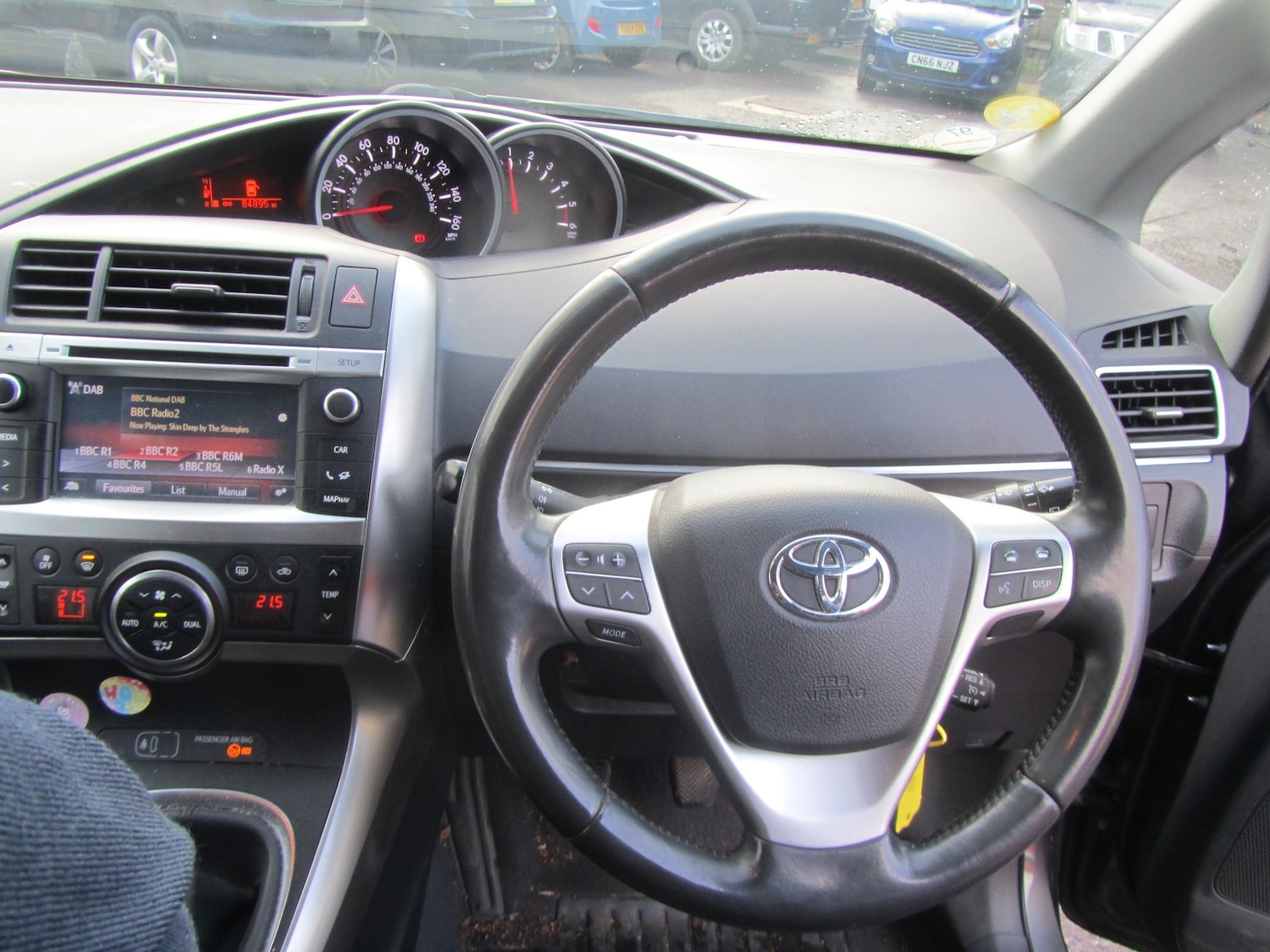 Used Toyota Verso 2015 for sale - 76924393: Photo 11