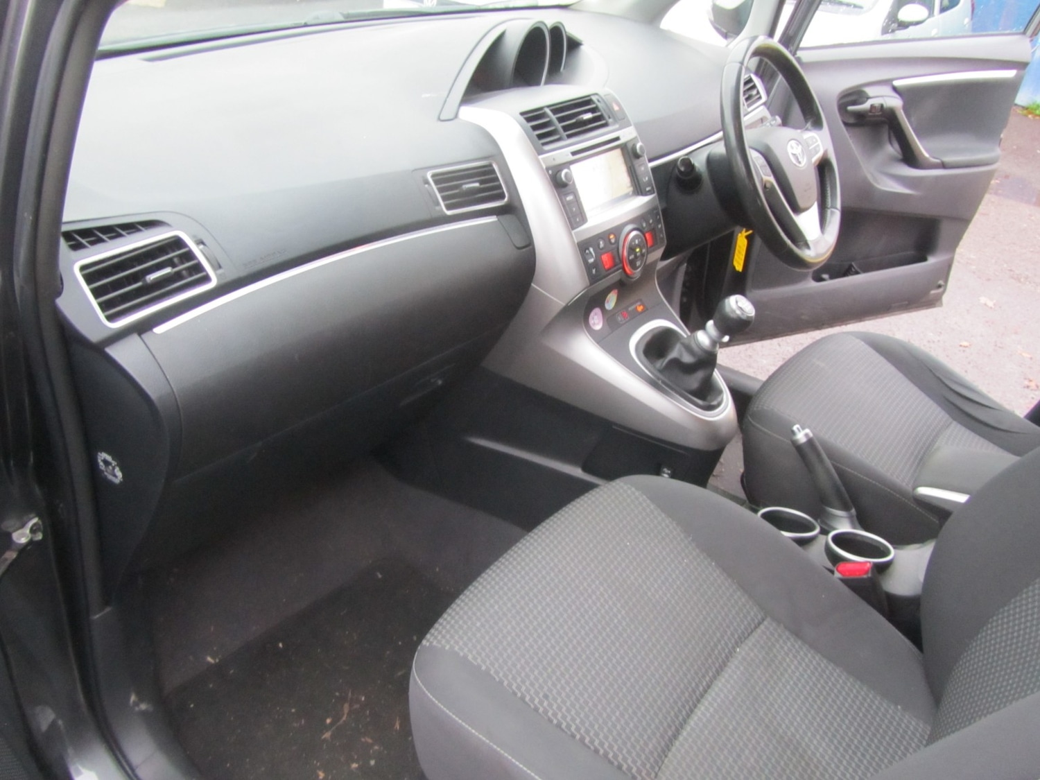 Used Toyota Verso 2015 for sale - 76924393: Photo 20