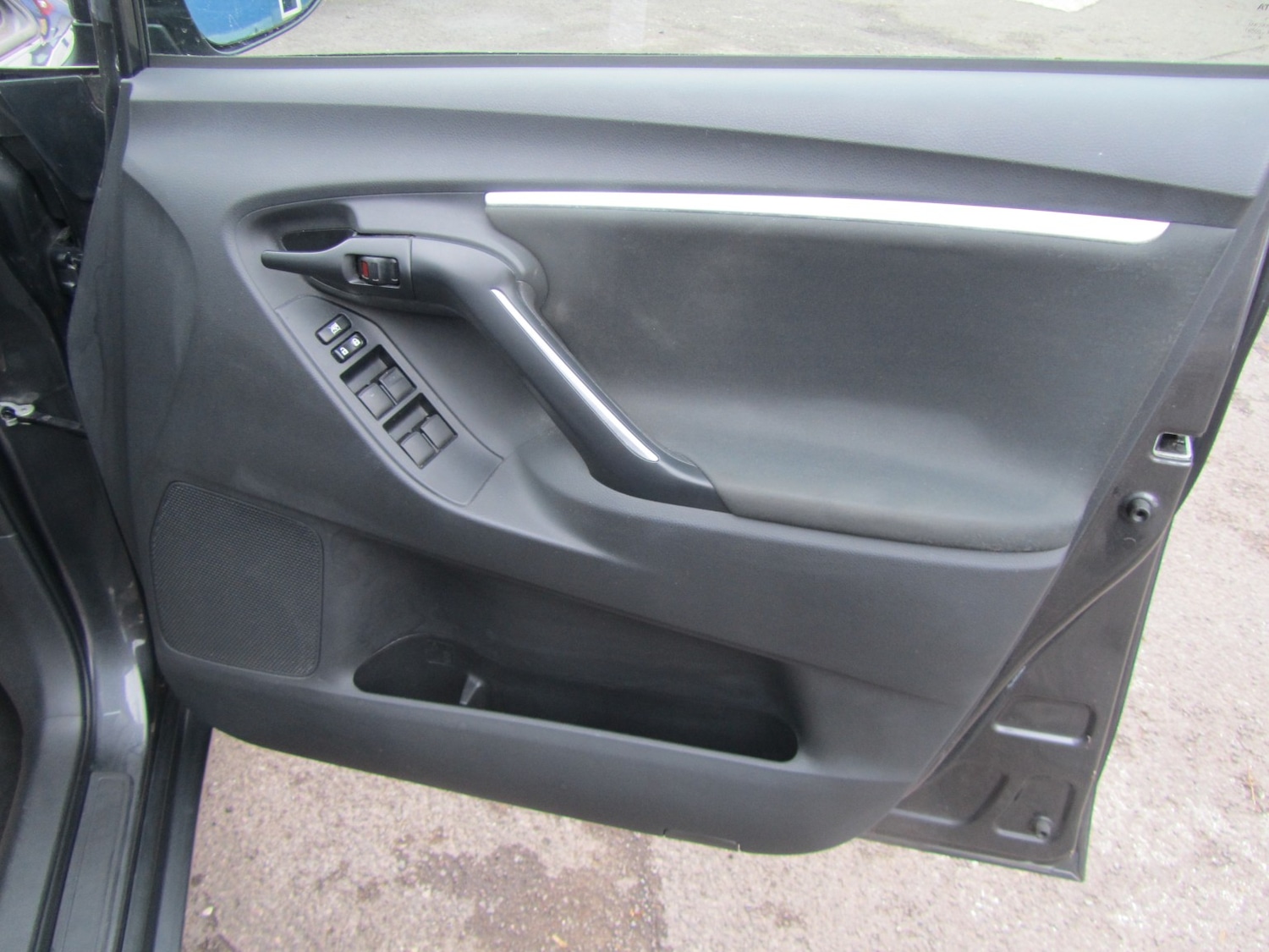 Used Toyota Verso 2015 for sale - 76924393: Photo 28