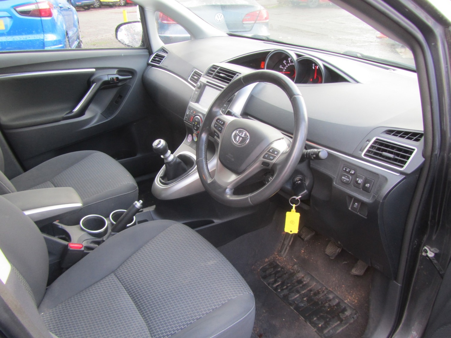 Used Toyota Verso 2015 for sale - 76924393: Photo 9