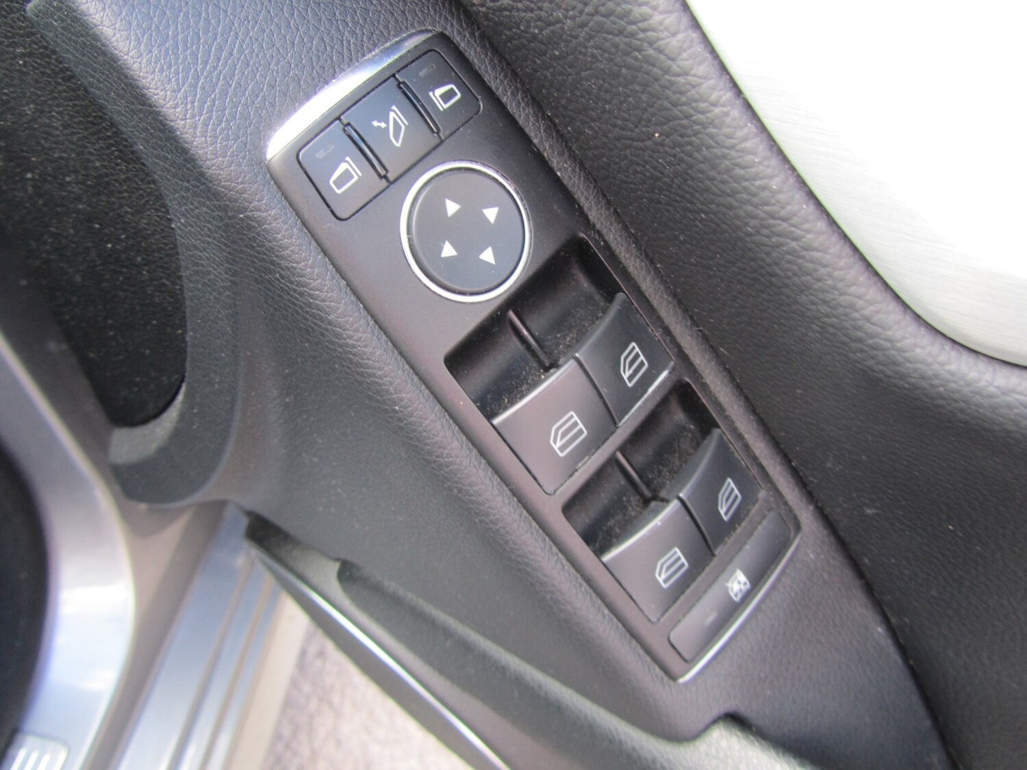 Used Mercedes-Benz C Class 2011 for sale - 78112155: Photo 15