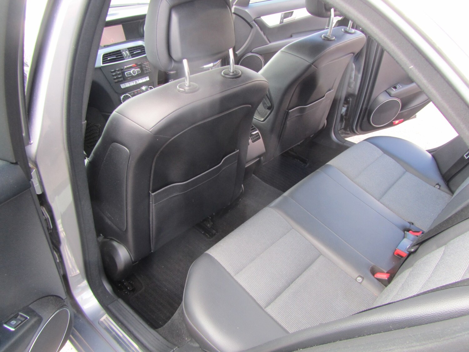 Used Mercedes-Benz C Class 2011 for sale - 78112155: Photo 18