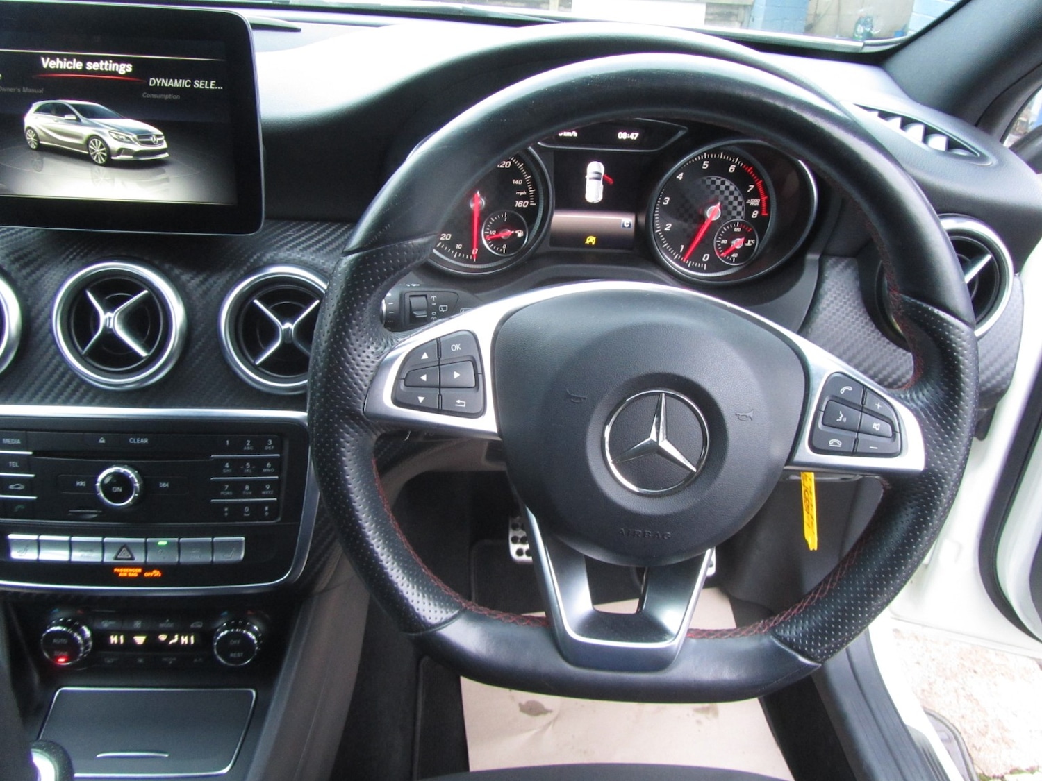 Used Mercedes-Benz A-Class 2016 for sale - 77541677: Photo 11