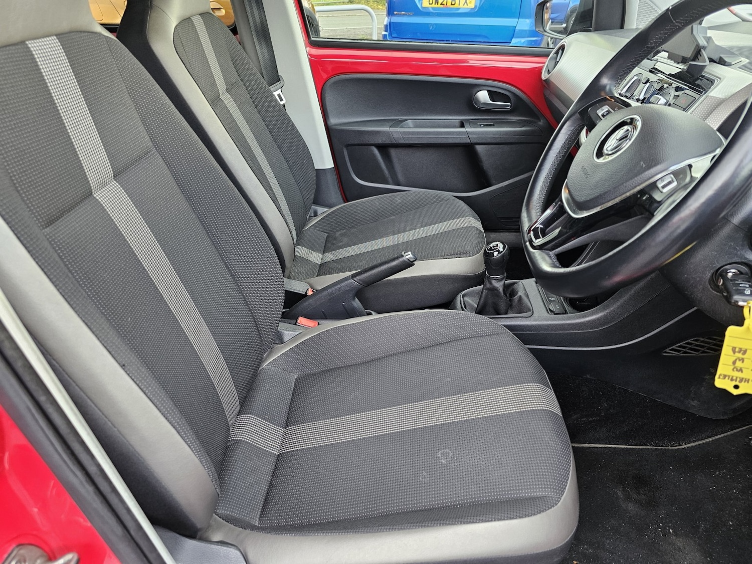 Used Volkswagen up! 2019 for sale - 76397060: Photo 3
