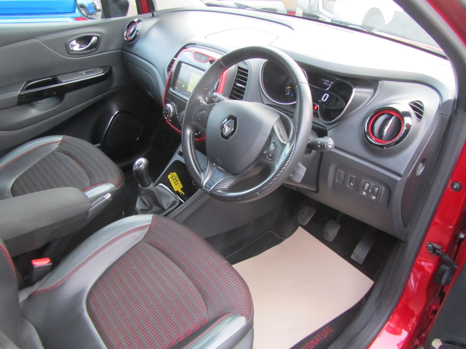 Used Renault Captur 2014 for sale - 76521084: Photo 12