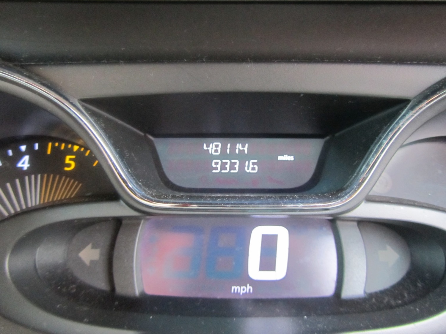 Used Renault Captur 2014 for sale - 76521084: Photo 17