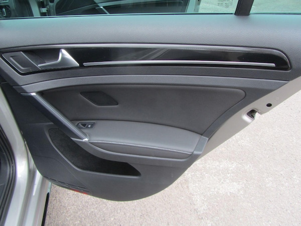 Used Volkswagen Golf 2013 for sale - 74356840: Photo 26