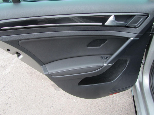 Used Volkswagen Golf 2013 for sale - 74356840: Photo 27
