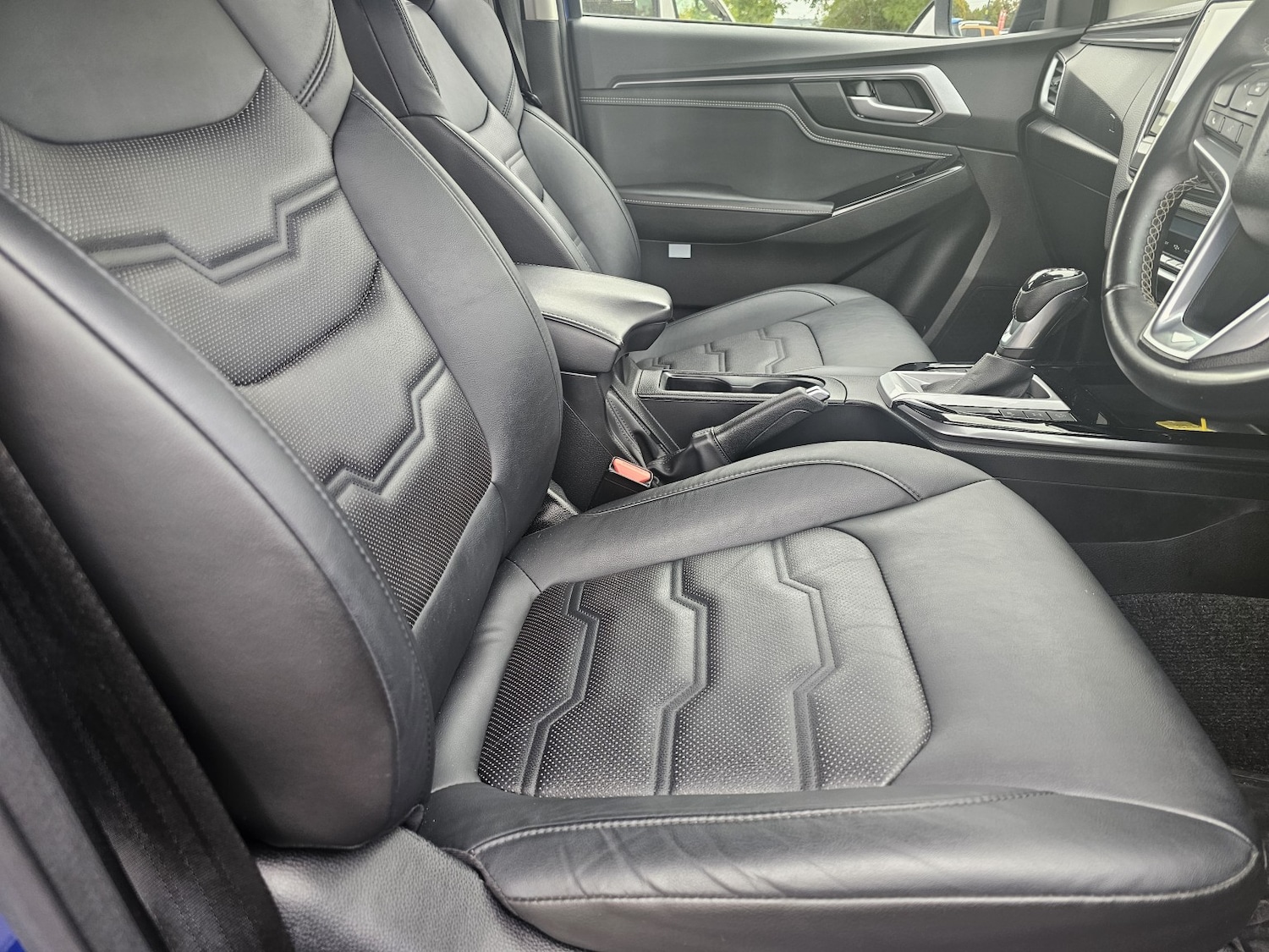 Used Isuzu D-Max 2023 for sale - 76186809: Photo 3