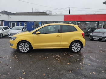 Used Volkswagen Polo 2010 for sale - 76855401: Photo
