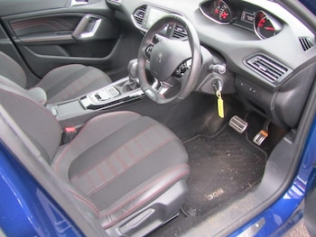 Used Peugeot 308 2016 for sale - 79211384: Photo