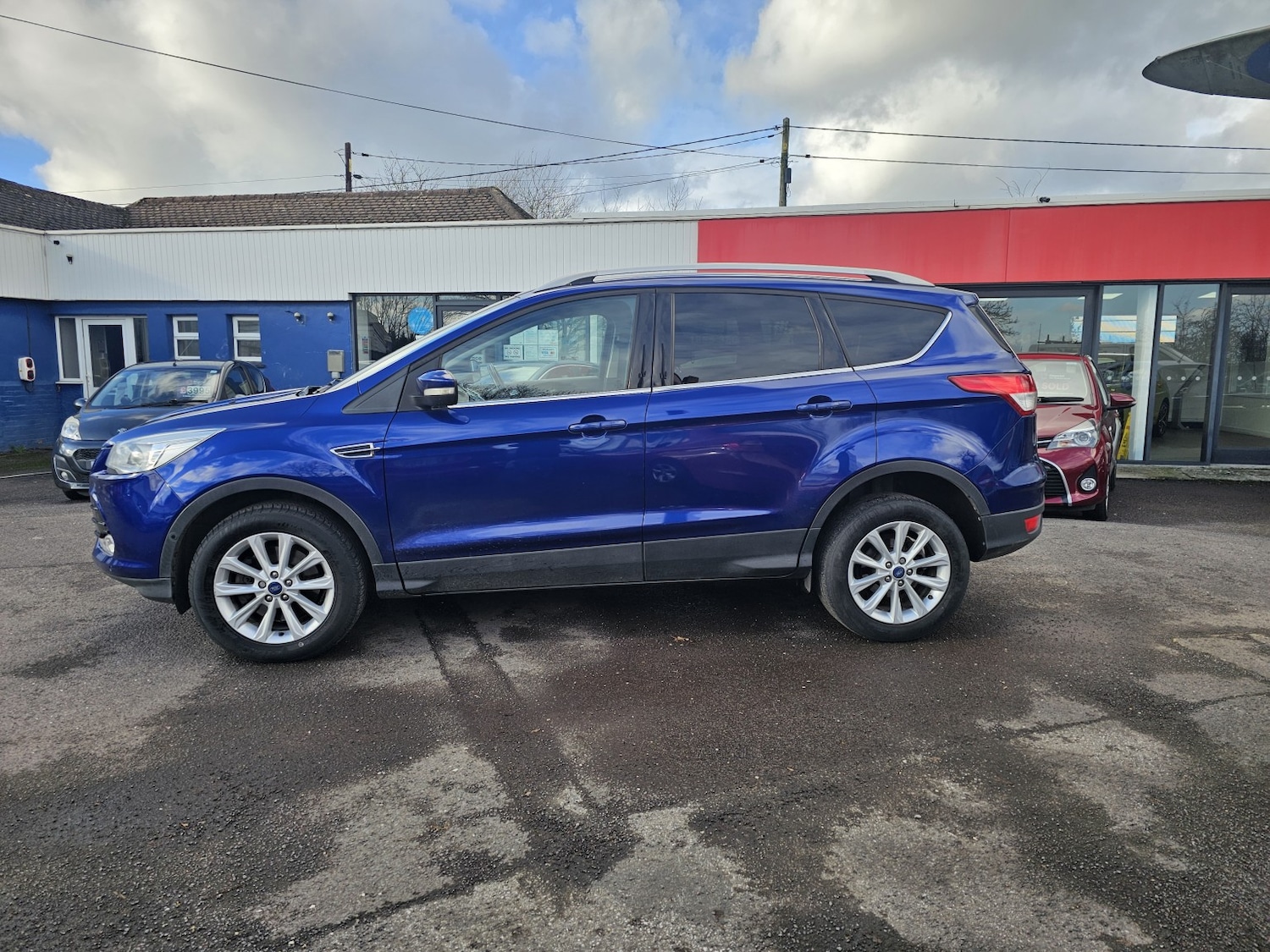 Used Ford Kuga 2015 for sale - 77572774: Photo 2