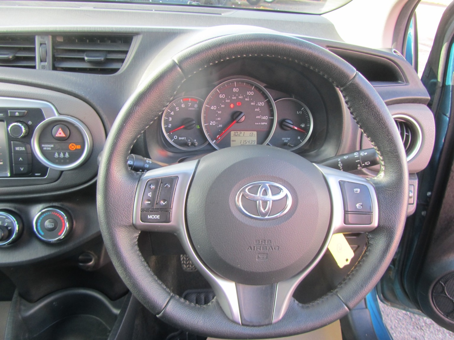Used Toyota Yaris 2012 for sale - 76430972: Photo 13