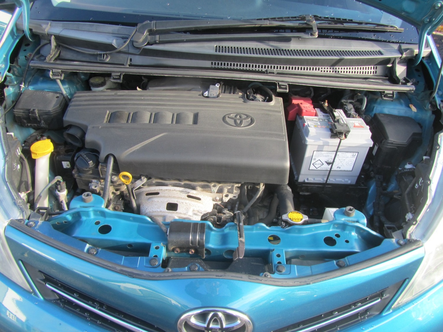 Used Toyota Yaris 2012 for sale - 76430972: Photo 25