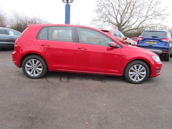 Used Volkswagen Golf 2014 for sale - 77622436: Photo