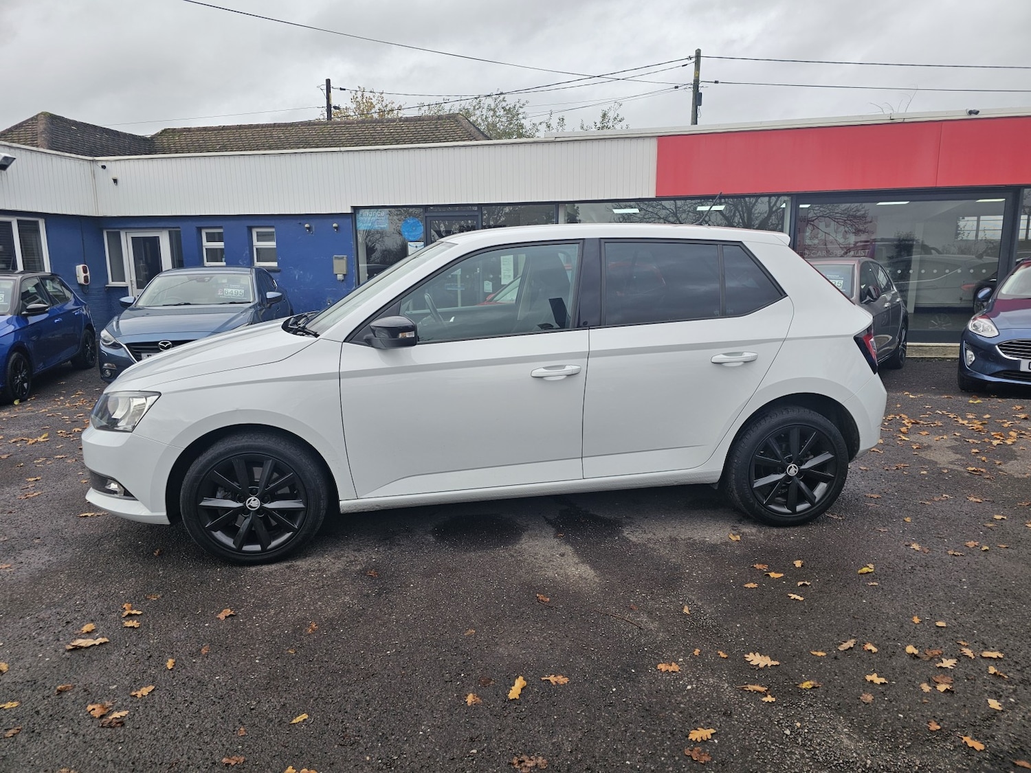 Used Skoda Fabia 2017 for sale - 76547925: Photo 2