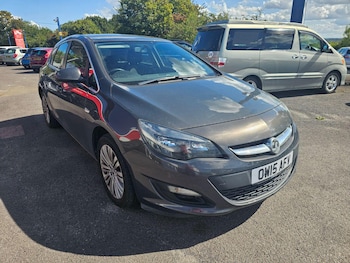 Used Vauxhall Astra 2015 for sale - 75881770: Photo