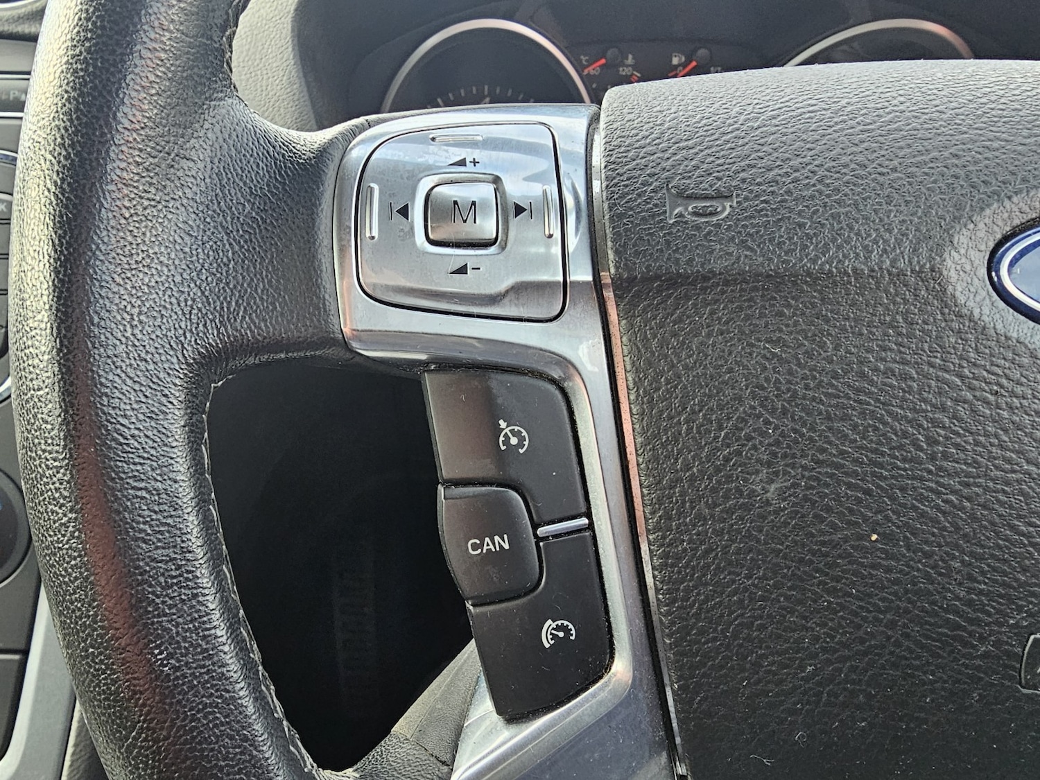 Used Ford Mondeo 2012 for sale - 77438458: Photo 9