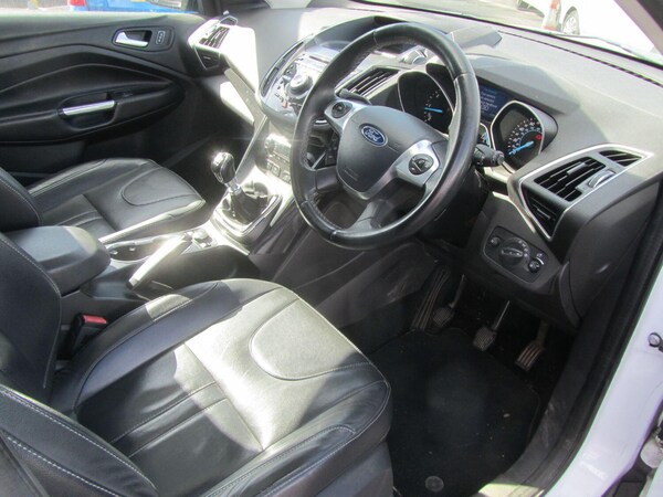 Used Ford Kuga 2015 for sale - 75615839: Photo 12