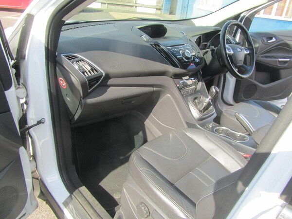 Used Ford Kuga 2015 for sale - 75615839: Photo 18